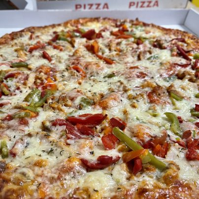 PIZZA POULET ET POIVRONS